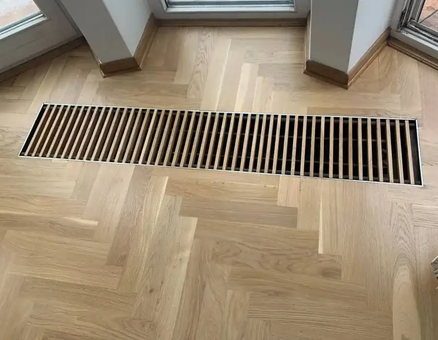 Dąb naturalny, klepka w jodełkę, po renowacji