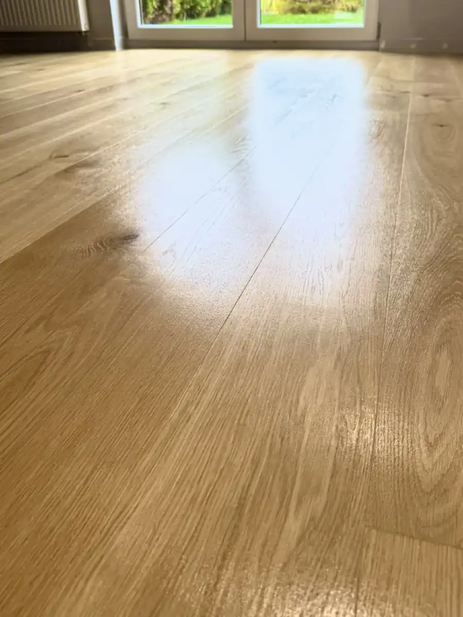 Deska warstwowa dębowa po renowacji, naturalny kolor drewna